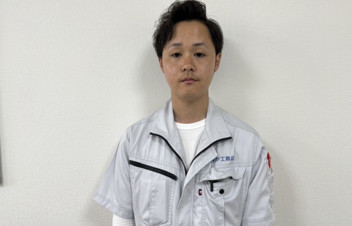 嶌村　豪人